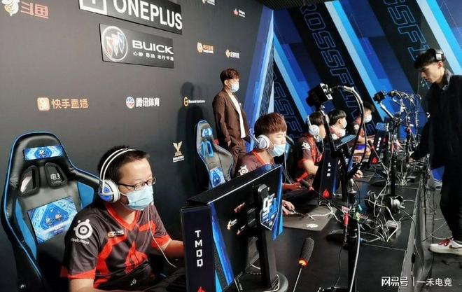 自然令人敬 自然令人敬