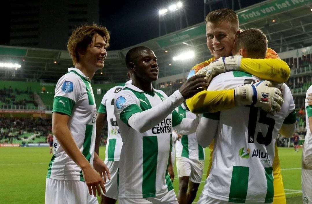 一名外企工 一名外企工