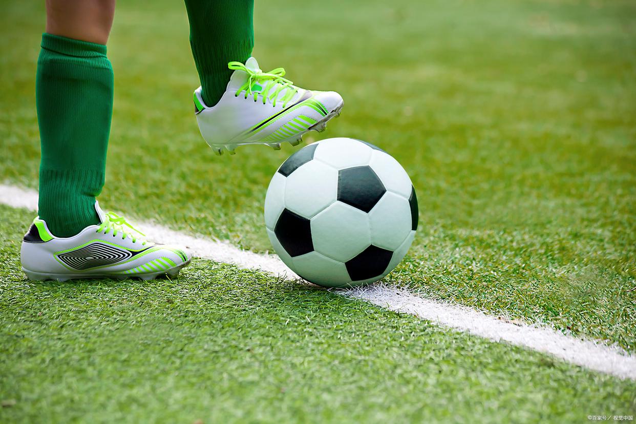 迫使其边路 迫使其边路